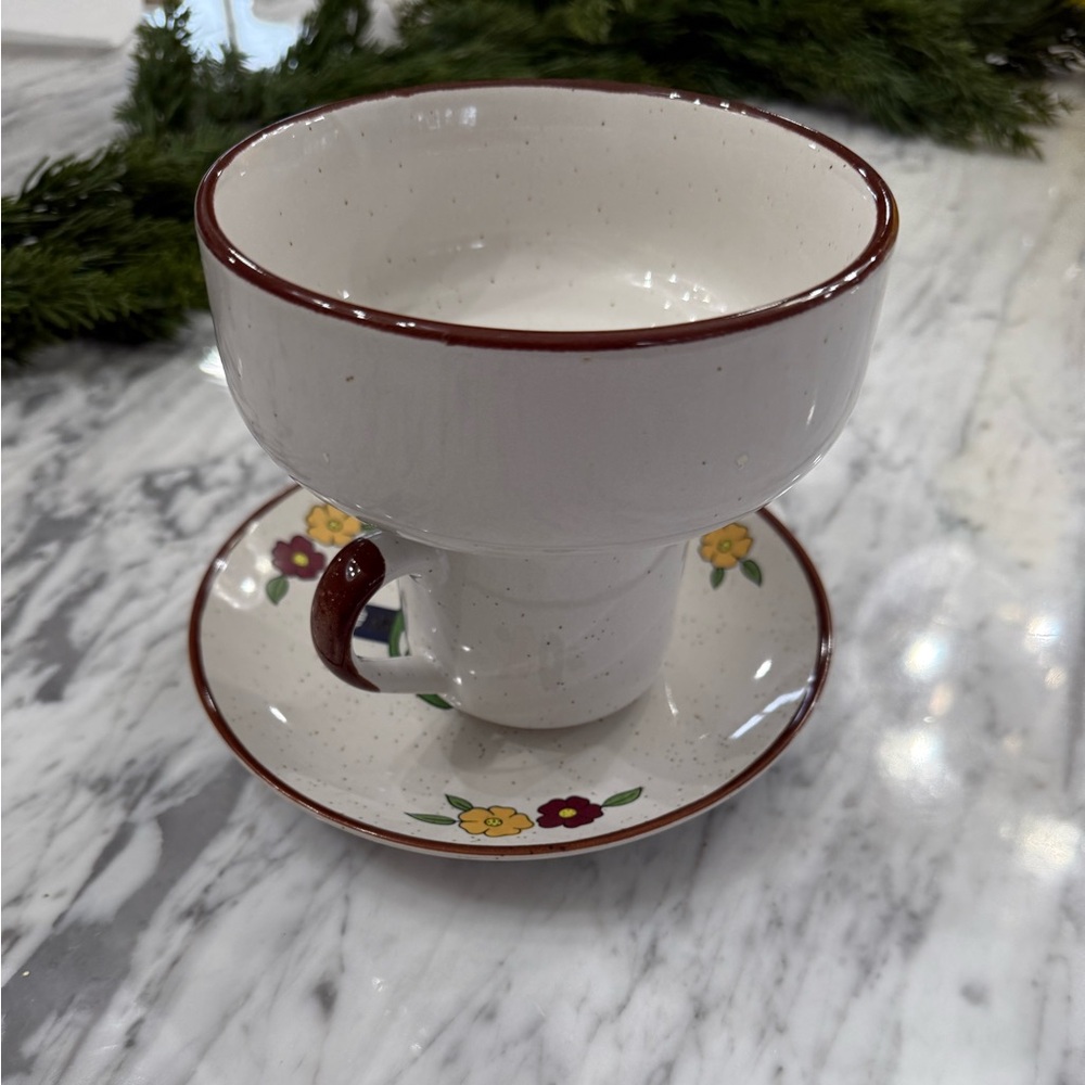 Vintage 1970s Fred Roberts Ceramic Farmer Boy Bowl, Mug, and Saucer Set - Picture 7 of 8